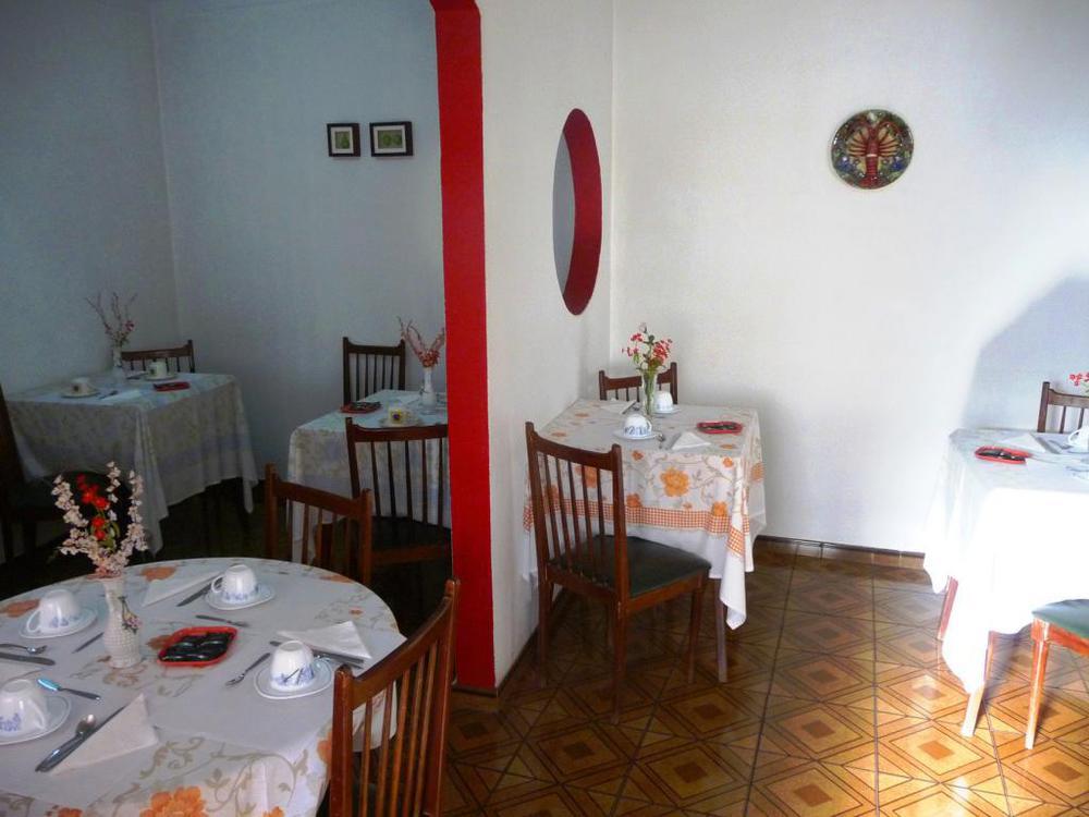 卡洛斯公寓 卡尔达斯达·赖尼亚 餐厅 照片